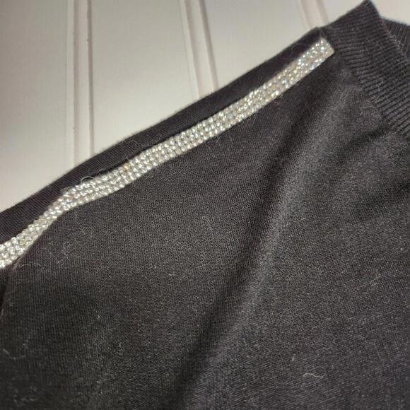 Retrology Black Sweatshirt with Sparkle Detail, Size Large, New with Tags - Picture 5 of 9